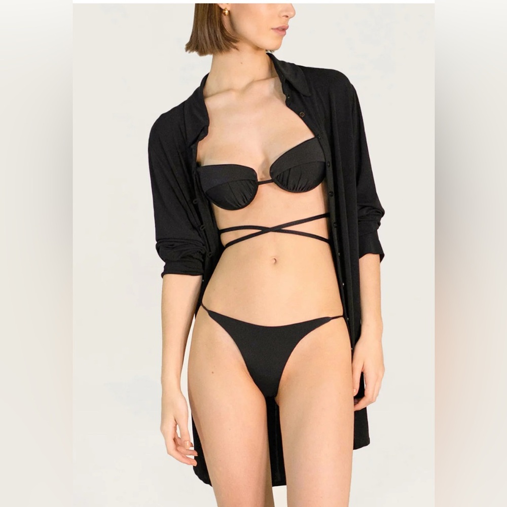 OSTRA BRASIL - Triangle With Fixed Strap Bikini Bottom - Black Ribbed - Size P/S